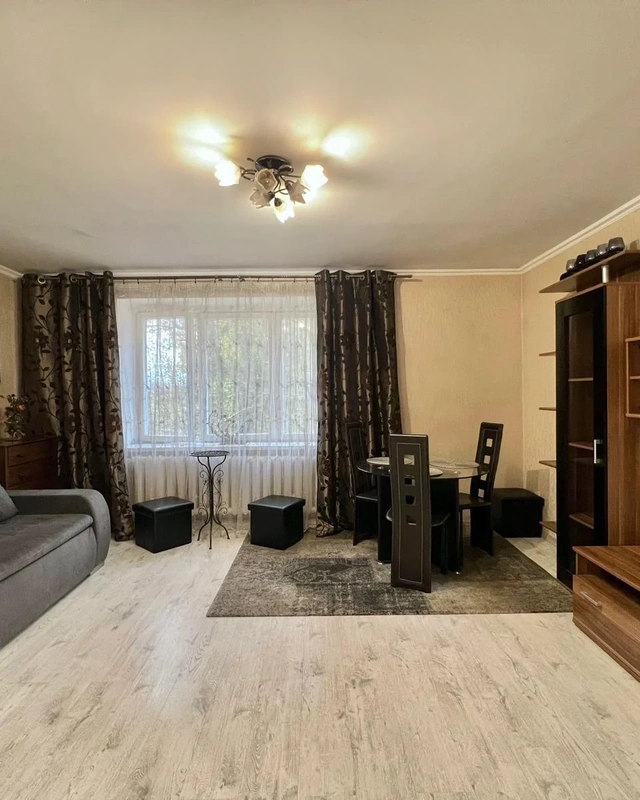 1 istabas dzīvoklis Kauguros