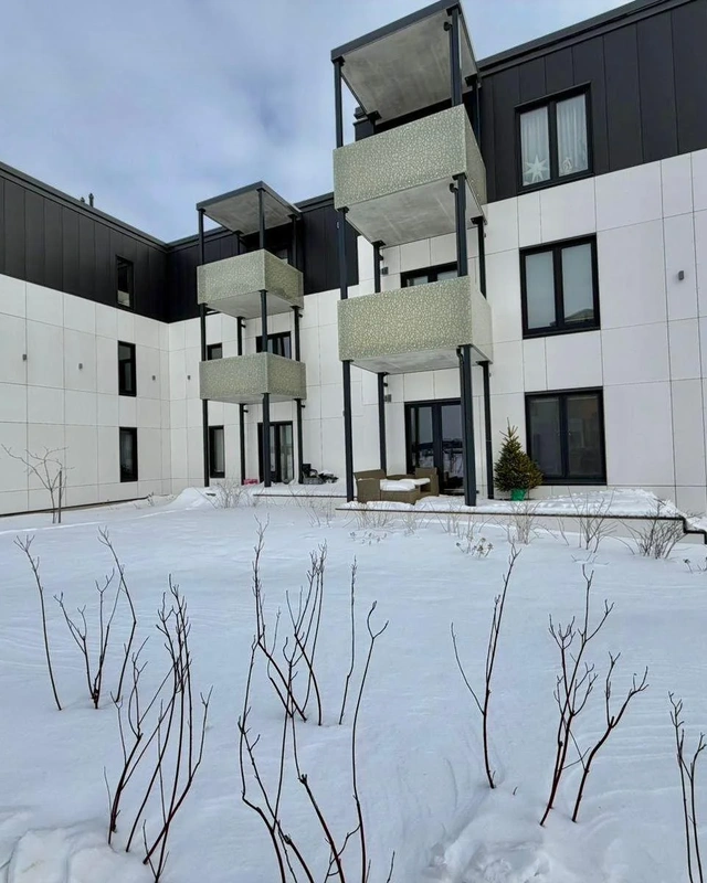 Trīs istabu dzīvoklis Salienā